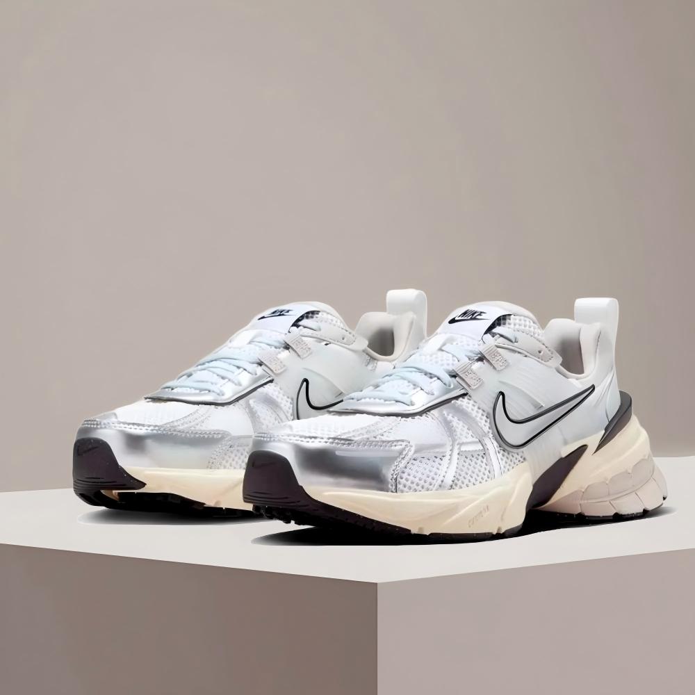Nike V2K RUN Chaussures de cou - Women Shoes Running Nike avis et prix