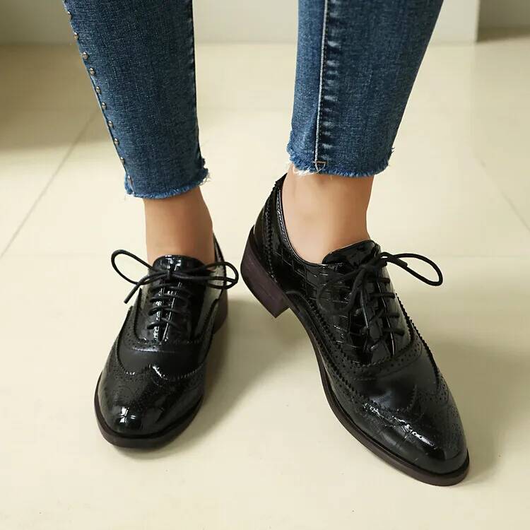 Chaussures basses à lacets pou - Oxford Lace Up Women avis et prix