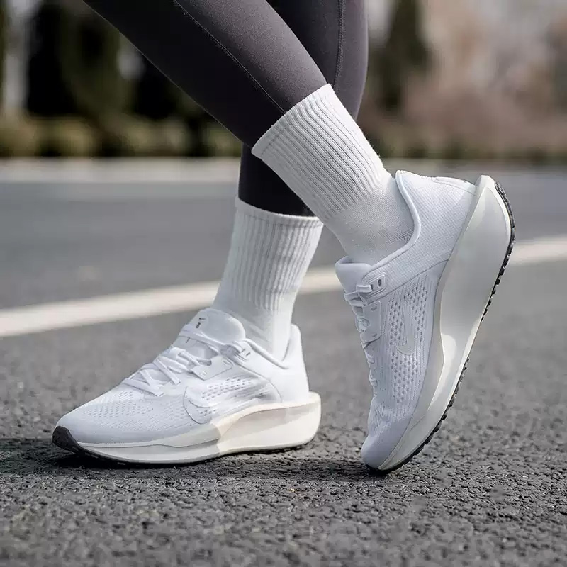 Chaussures en maille QEST 6 po - Women'S Shoes Nike Jordan avis et prix